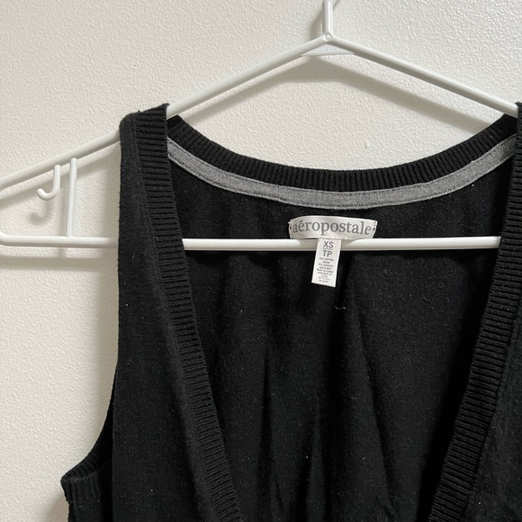 Aeropostale Black Knit Vest XS - Picture 2 of 4